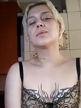 Snapshot of MargoShein chatting on 10.16.25 MargoShein online show from 10.16.25