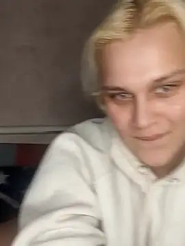 Snapshot of MargoShein chatting on 11.29.25 MargoShein online show from 11.29.25