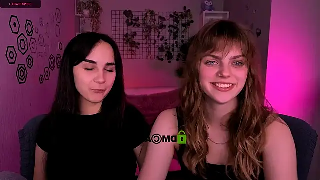 Snapshot of ariana_ross7 chatting on 06.06.26 ariana ross7 online show from 06.06.26