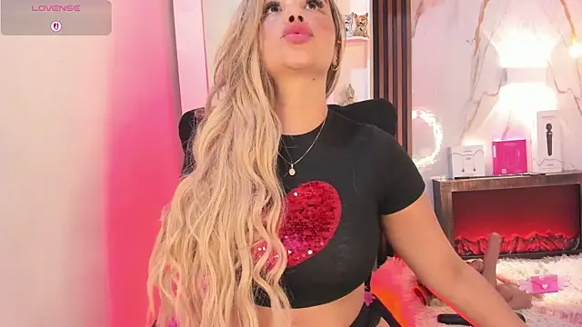 Agatha210 online show from 10.18.25