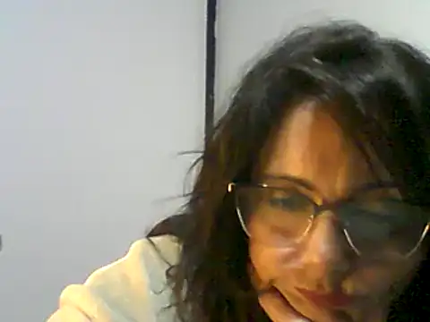 Snapshot of dulcefanny chatting on 05.31.26 dulcefanny online show from 05.31.26