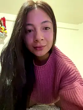 Snapshot of Karlee_Grey1 chatting on 09.23.25 Karlee Grey1 online show from 09.23.25