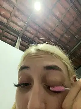 loirinhaaa online show from 04.16.26