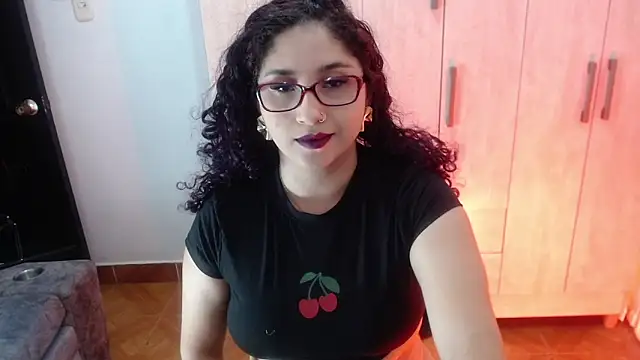 Gia Dior online show from 10.24.25