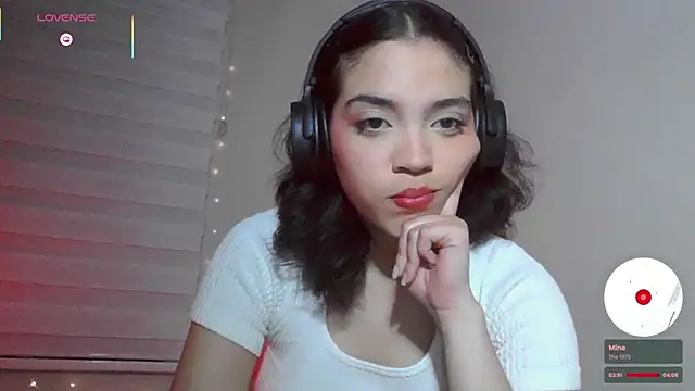  curiouskitten  online show from 11.30.25