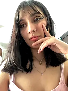 Scarlett Millerw online show from 11.04.25