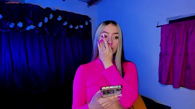 Shairaclark  online show from 03.31.26