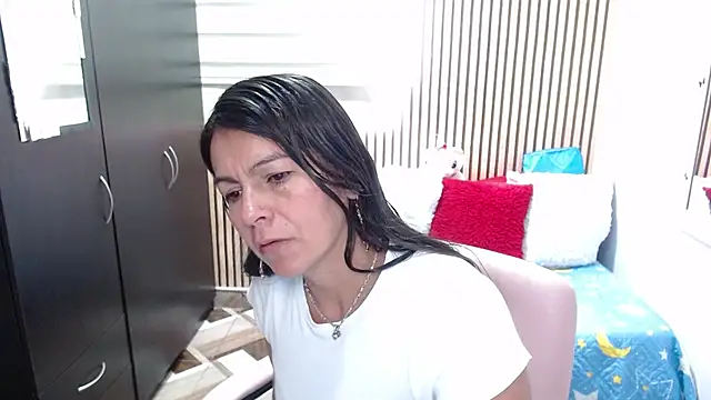 camilavargas  online show from 05.31.26