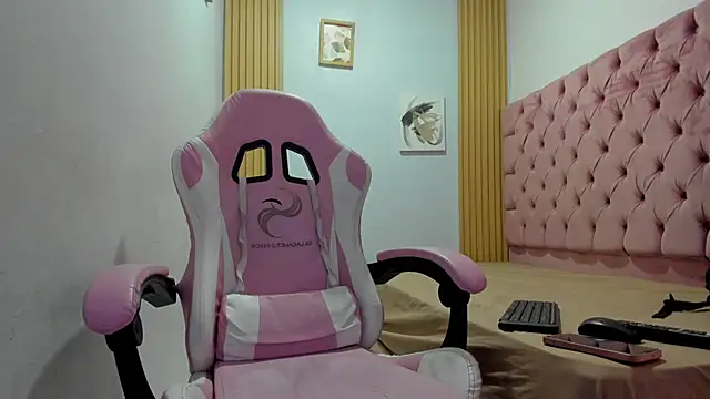 Naomis 35 online show from 11.01.25