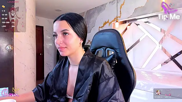 Snapshot of sophiadoll_tf chatting on 06.12.26 sophiadoll tf online show from 06.12.26