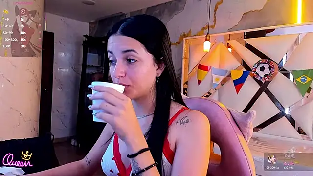 Snapshot of sophiadoll_tf chatting on 07.14.26 sophiadoll tf online show from 07.14.26