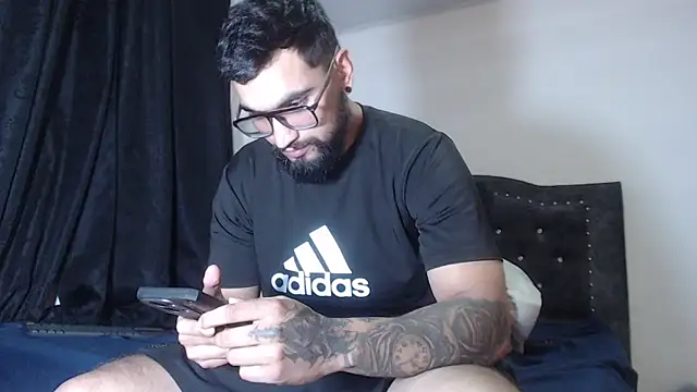 Chrys harris77 online show from 03.19.26