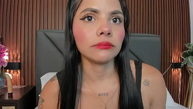 molly lovee  online show from 04.11.26