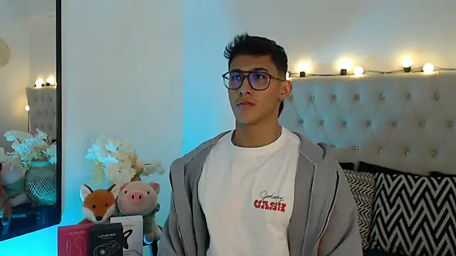 SalvadorFit online show from 01.17.26