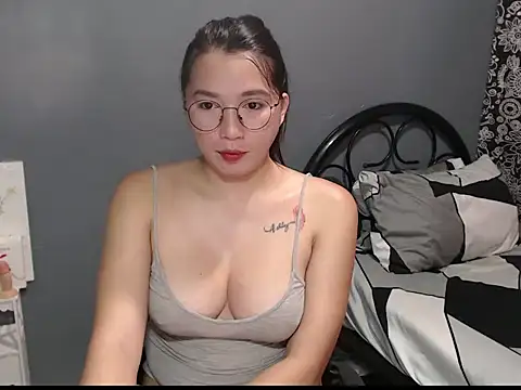 XxBigcumxX online show from 12.01.25