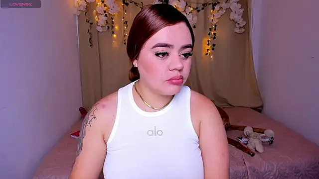 isabella arias2 online show from 04.21.26