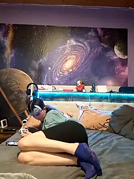 Snapshot of Hot_SkinnyGirl chatting on 11.01.25 Hot SkinnyGirl online show from 11.01.25