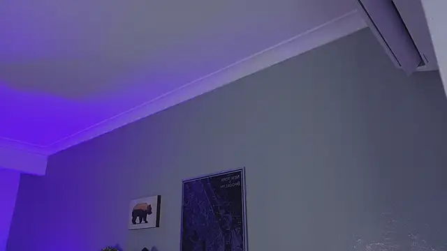 KeendraFox  online show from 03.30.26