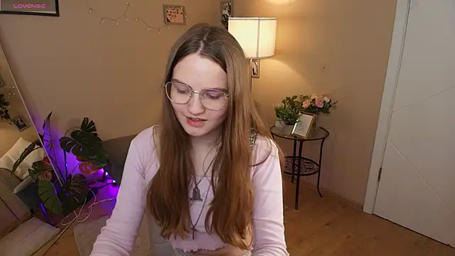 Evii Stich online show from 09.22.25