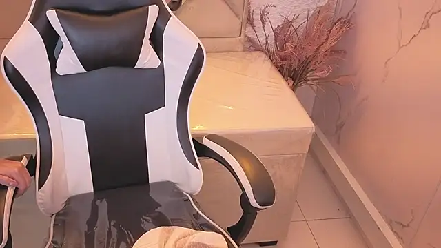 tamara tp online show from 02.14.26