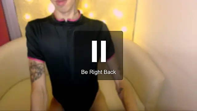 Snapshot of AlexNaughty14 chatting on 09.21.25 AlexNaughty14 online show from 09.21.25