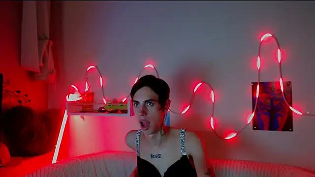 Snapshot of AlexNaughty14 chatting on 10.03.25 AlexNaughty14 online show from 10.03.25