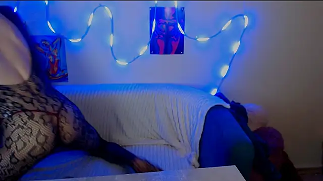 Snapshot of AlexNaughty14 chatting on 10.05.25 AlexNaughty14 online show from 10.05.25