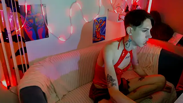 Snapshot of AlexNaughty14 chatting on 11.20.25 AlexNaughty14 online show from 11.20.25