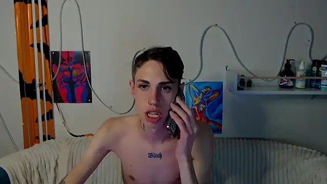 Snapshot of AlexNaughty14 chatting on 11.23.25 AlexNaughty14 online show from 11.23.25