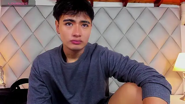 Snapshot of Clement_Reyes chatting on 11.27.25 Clement Reyes online show from 11.27.25