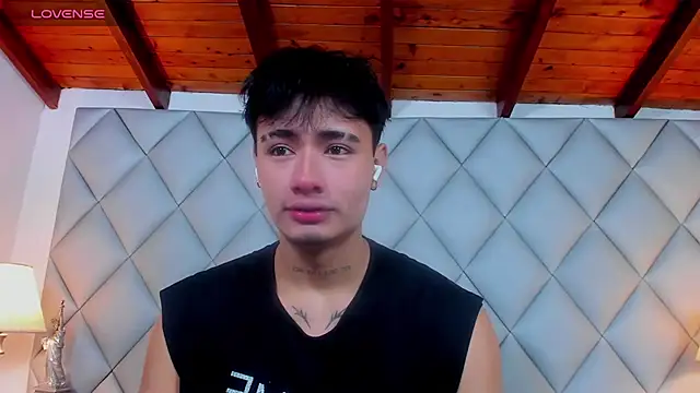 Snapshot of Clement_Reyes chatting on 12.03.25 Clement Reyes online show from 12.03.25