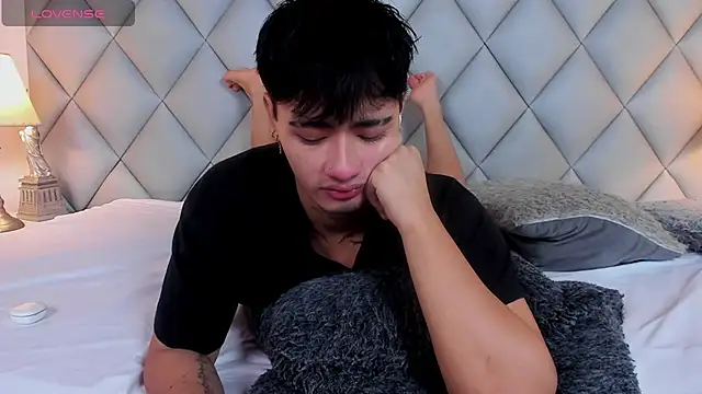 Clement Reyes online show from 12.14.25