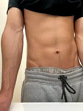 Snapshot of gymratforyouu chatting on 10.10.25 gymratforyouu online show from 10.10.25