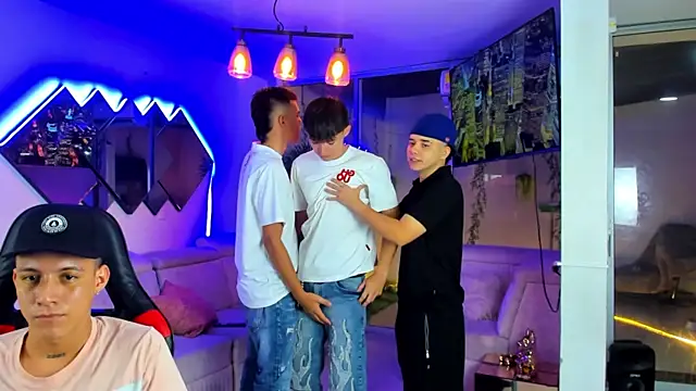 Houseofwarrios online show from 04.20.26