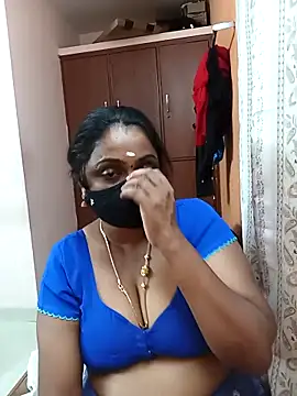 queendivya online show from 04.15.26