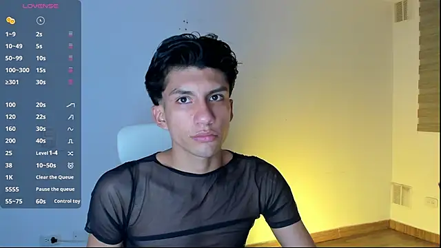Snapshot of Erick_Velveth chatting on 08.07.26 Erick Velveth online show from 08.07.26