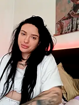 Snapshot of mariabloom9 chatting on 10.08.25 mariabloom9 online show from 10.08.25