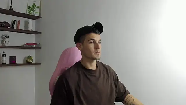 BooyHott  online show from 12.14.25