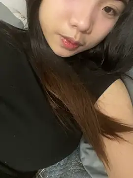 Snapshot of -Tania- chatting on 03.18.26 -Tania- online show from 03.18.26