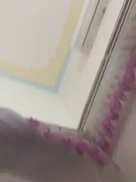 Snapshot of -Tania- chatting on 04.03.26 -Tania- online show from 04.03.26