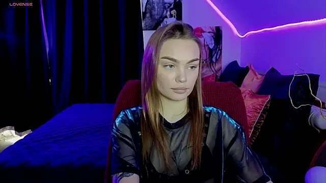 KitsyMoore online show from 10.25.25