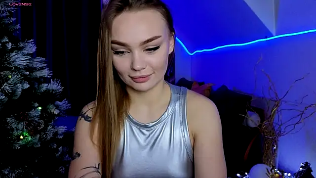 KitsyMoore online show from 01.06.26