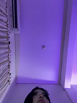 Mericute  online show from 04.17.26