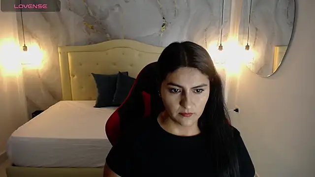 Snapshot of Samy_moore14 chatting on 09.22.25 Samy moore14 online show from 09.22.25