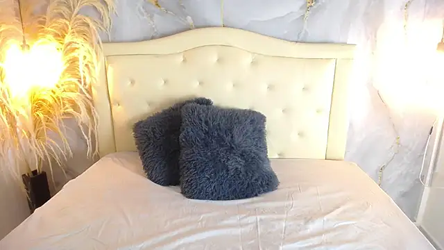 Snapshot of Samy_moore14 chatting on 11.28.25 Samy moore14 online show from 11.28.25