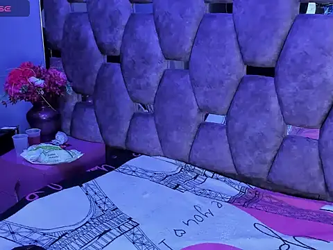 burbuja pink  online show from 03.13.26