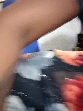 Snapshot of sweetqueen143 chatting on 10.02.25 sweetqueen143 online show from 10.02.25