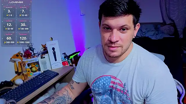 Snapshot of ryden_01 chatting on 11.06.25 ryden 01 online show from 11.06.25