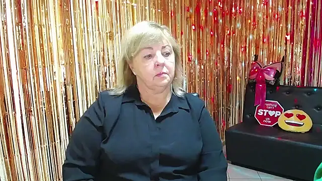 MilenaWedxy online show from 10.14.25