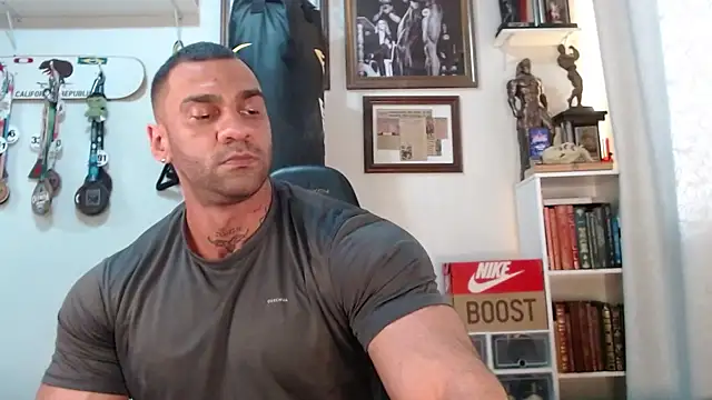 henryhadesflirt online show from 12.21.25